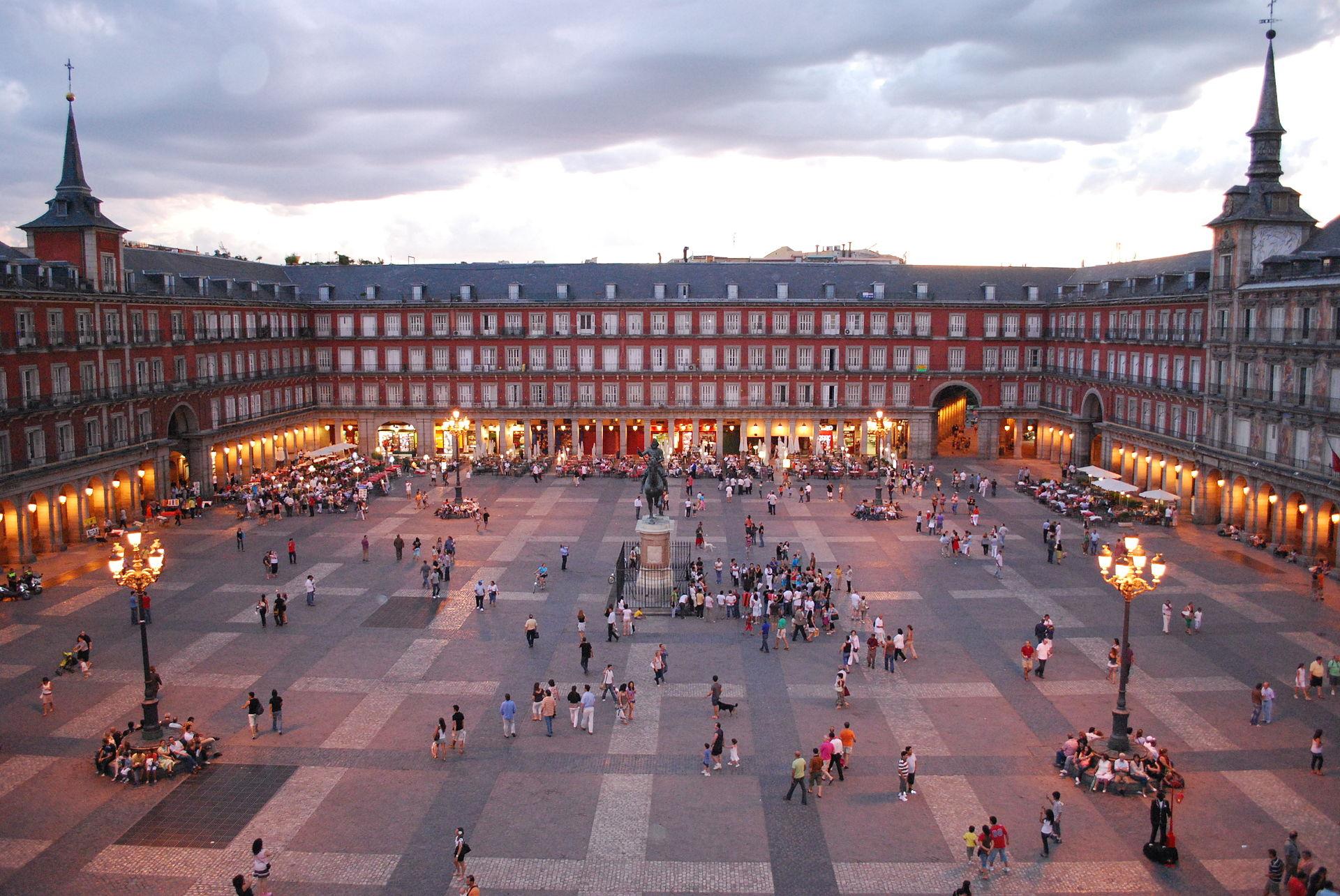 Plaza Mayor Madrid Sebastian Dubiel CC-BYSA