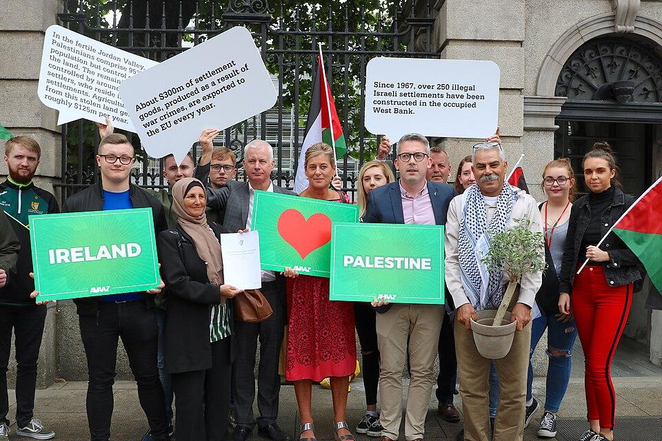Sinn Fein supporters of Palestine Sen Niall O Donnghaile 2017
